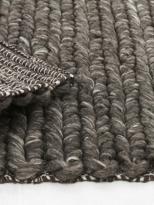 Carpetcourtcableback